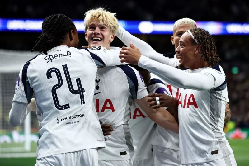 Nhận định, Soi tỷ lệ k&egrave;o Tottenham vs Slavia Praha 03h00 ng&agrave;y 10/12: Chủ nh&agrave; thắng nhẹ - Ảnh 1