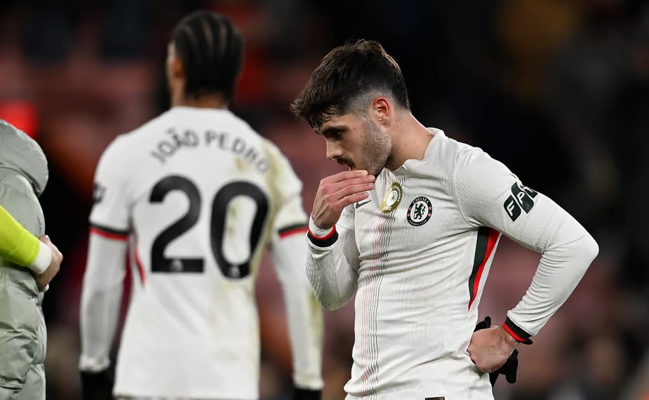 Bản tin Chelsea 10/12: B&atilde;o chấn thương lại c&agrave;n qu&eacute;t Stamford Bridge - Ảnh 2