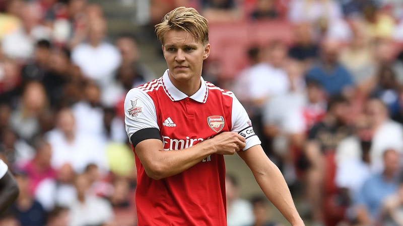 Bản tin Arsenal 15/12: Odegaard c&oacute; thể bị tước băng đội trưởng, White nghỉ tối thiểu 2 tuần - Ảnh 2