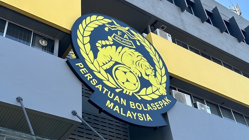 CH&Iacute;NH THỨC: C&ocirc;ng bố &aacute;n phạt của FIFA d&agrave;nh cho Malaysia vụ nhập tịch lậu! - Ảnh 2