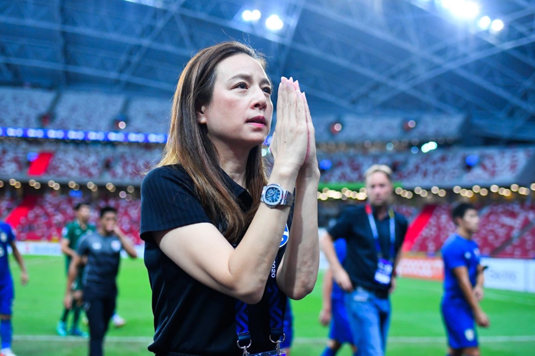 Chứng kiến U22 Th&aacute;i Lan thua ngược Việt Nam, fan Th&aacute;i đ&ograve;i Madam Pang phải từ chức ngay lập tức