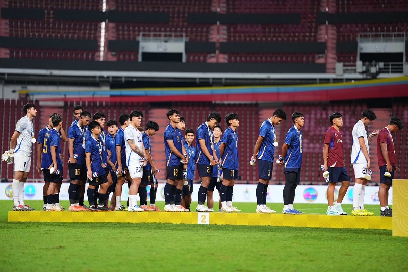 B&aacute;o Th&aacute;i đau đớn n&oacute;i điều kh&oacute; nuốt khi đội nh&agrave; mất HCV v&agrave;o tay U22 Việt Nam - Ảnh 1