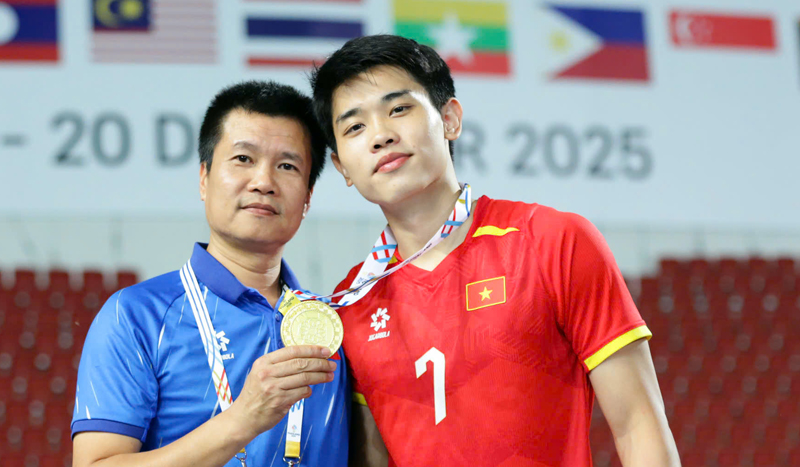 CH&Iacute;NH THỨC: C&ocirc;ng bố chủ nh&acirc;n danh hiệu Cầu thủ xuất sắc nhất SEA Games 33 - Ảnh 1