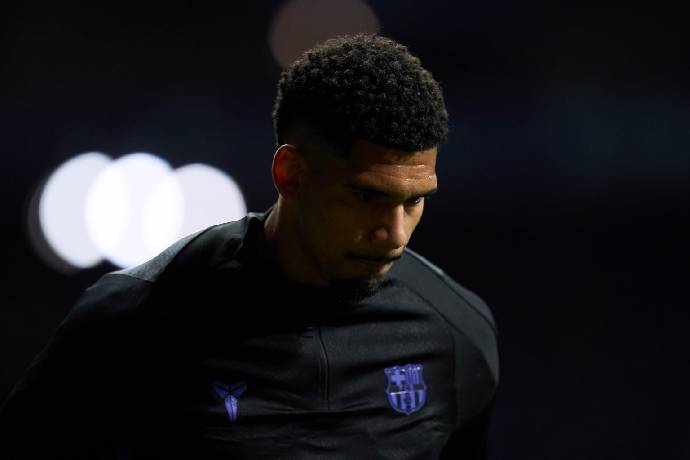 Bản tin Barcelona 9/12: Hansi Flick tuyên bố không cần Ter Stegen, Araujo chuẩn bị đoạn tuyệt Camp Nou