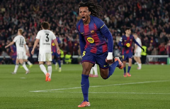 Chấm điểm Barcelona vs Frankfurt: Nhiều điểm 7 và 8
