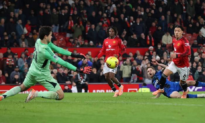 5 vấn đề của MU sau trận hòa Bournemouth