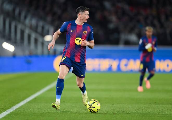 Bản tin Barcelona 19/12: Lewandowksi sang Mỹ làm đối thủ của Messi
